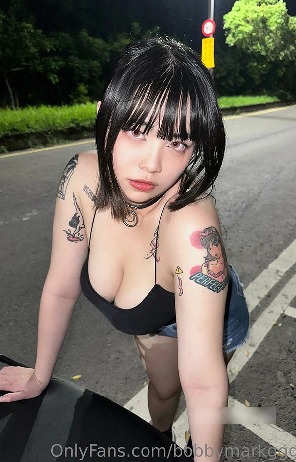 巨乳肥臀网红@Bobbymarkggggg 订阅尺度合集2